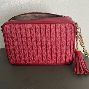Crossbody purse